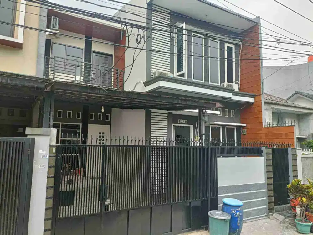 Dijual cepat 1 Rumah 1 paviliun  jarang ada di dalam kompek meruya joglo jakbar