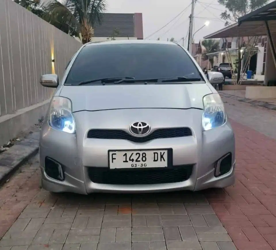 Yaris E Matic MMC 2012