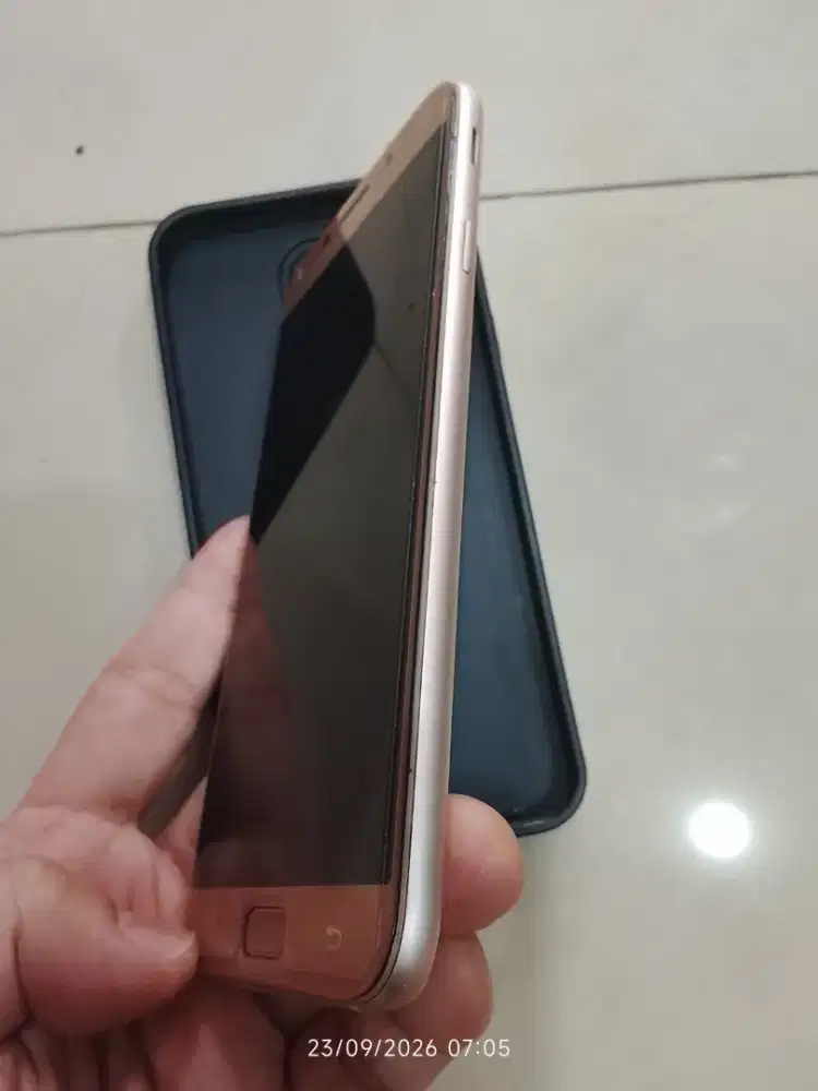 Samsung J7 Pro 3/32 NFC