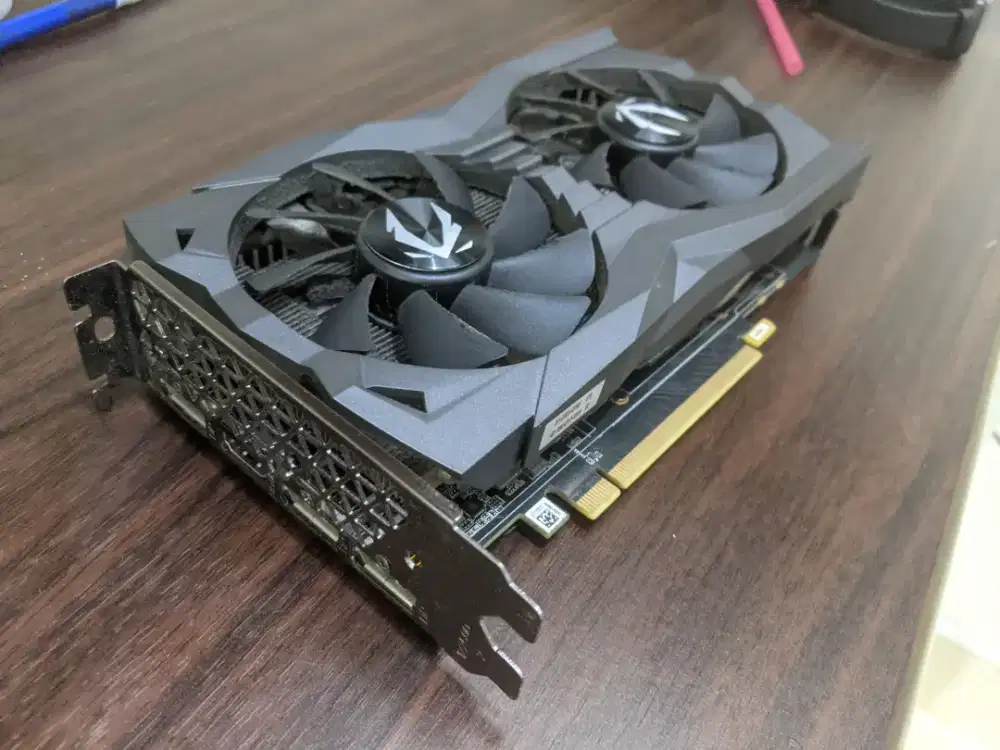 Zotac GTX 1660 6Gb gddr5 AMP ED