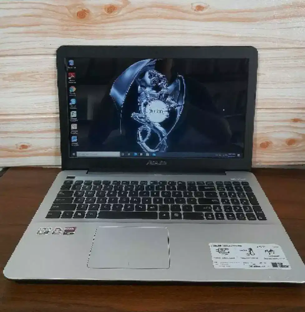 ASUS X555DG AMD FX RADEON R8 2GB GAMING