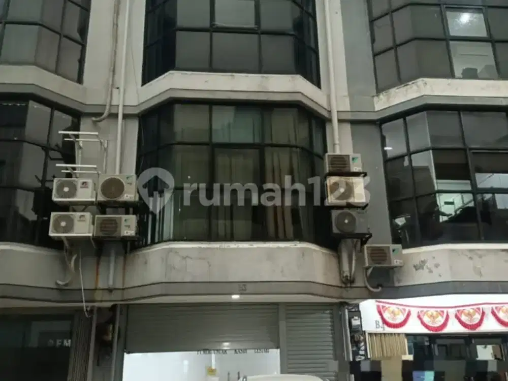 Dijual Ruko 4 Lantai Raya Perjuangan Jakarta Barat Hadap Selatan Siap Pakai Lokasi Strategis Cocok untuk Usaha Retail Kuliner dan Sebagainya