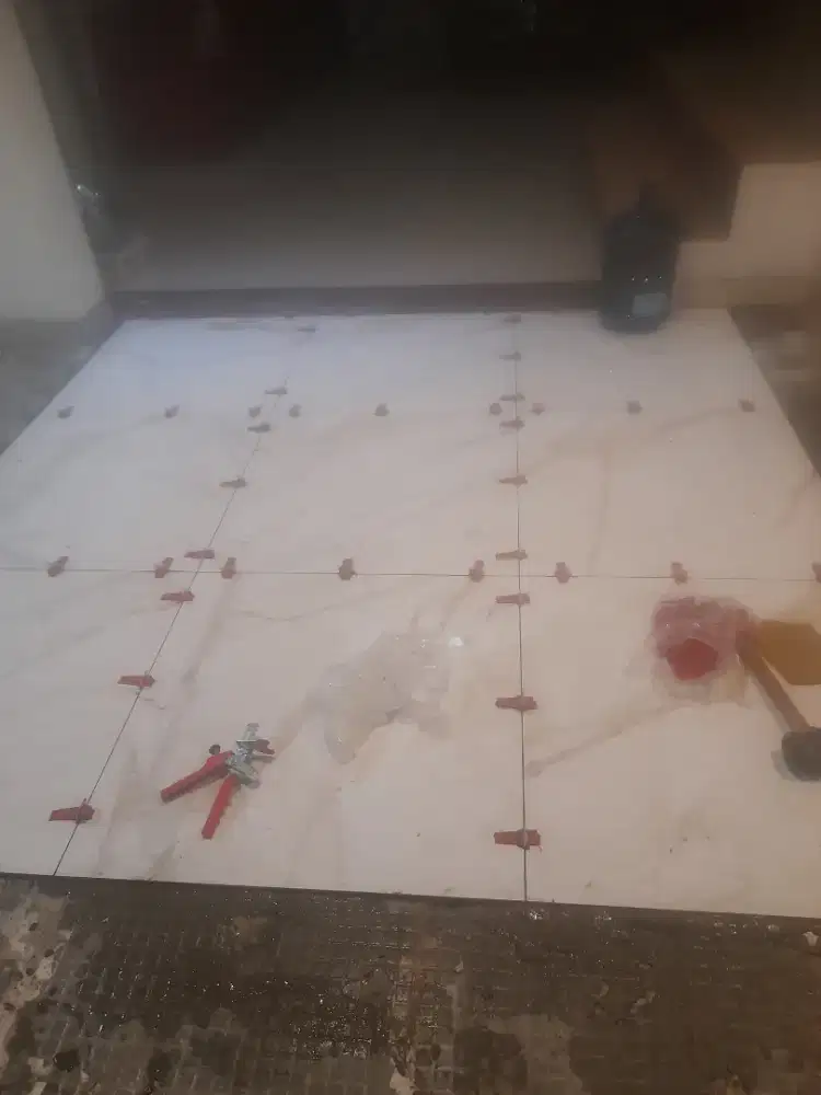 Tukang  keramik dan renovasi