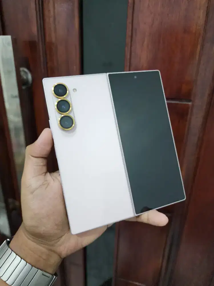 Samsung Z Fold 6 12/256 Sein Fullset Normal