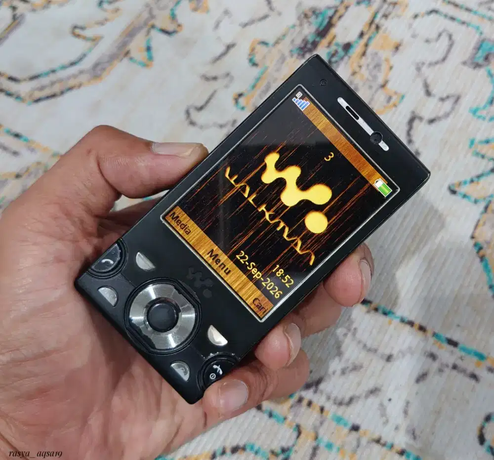 Sony Ericsson W995i hikaru all operator mulus