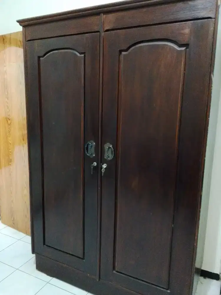 Jual lemari jati, rak, perabot, tas dan baju murah