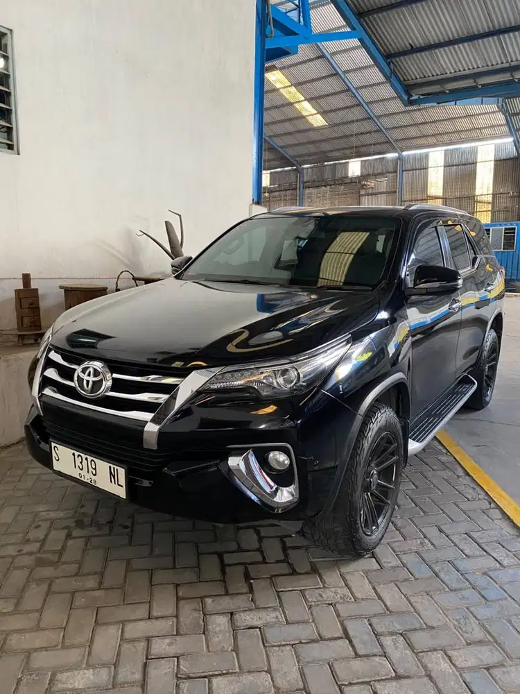 DIJUAL TOYOTA FORTUNER 2018