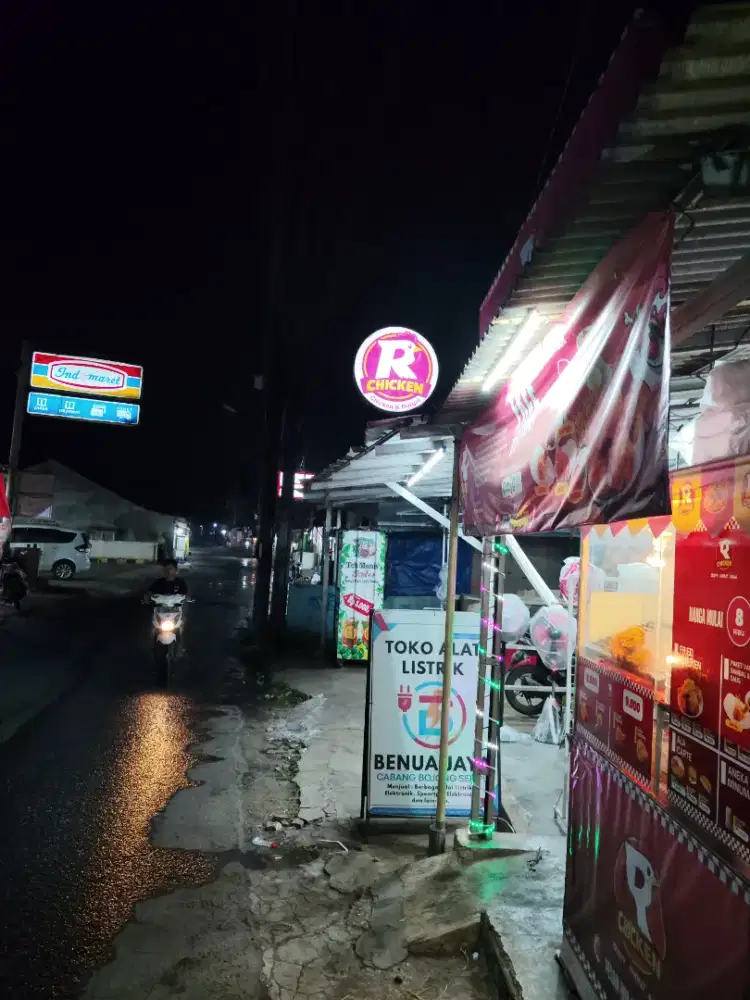 Dicari Karyawan Fried Chicken