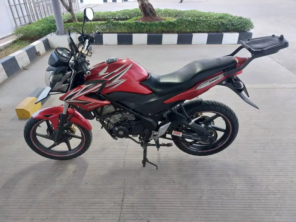 Honda CB150R Old