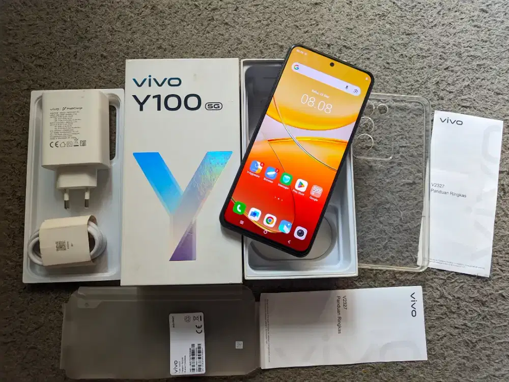 Vivo Y100 5G 8+8/256gb