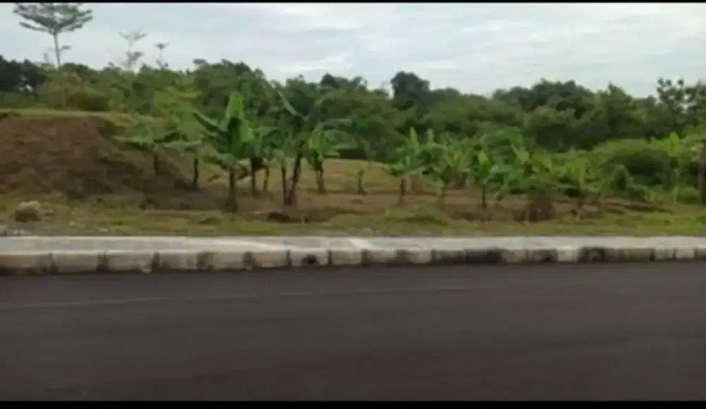 500 m PINGGIR JALAN KAMPUS NEGERI POLMAN PUSAT KOTA MAJALENGKA