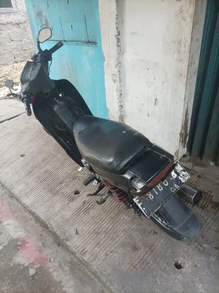 Dijual cepat motor crypton 96