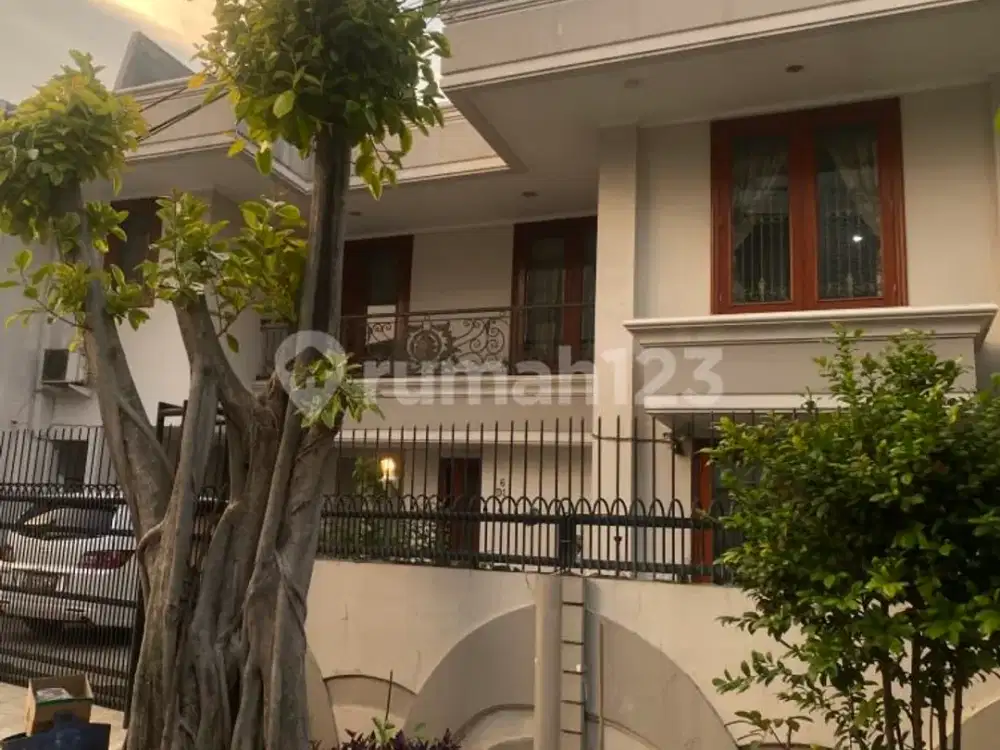 Rumah Di Green Garden Jakarta Barat Masih Bagus Dan Terawat