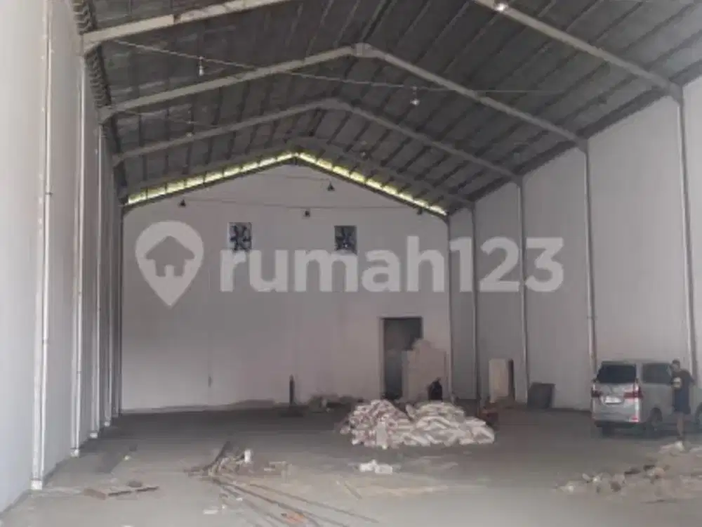 Gudang Siap Pakai Di Deta Silicon Cikarang Dalam Kawasan