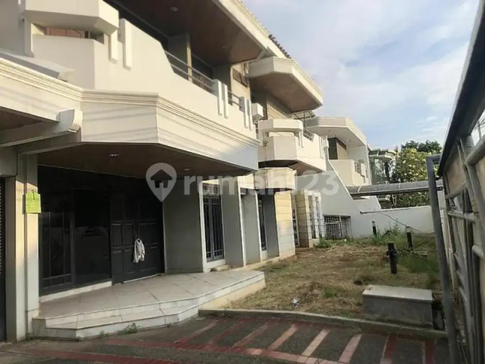 Rumah di Green Garden kawasan nyaman untuk keluarga