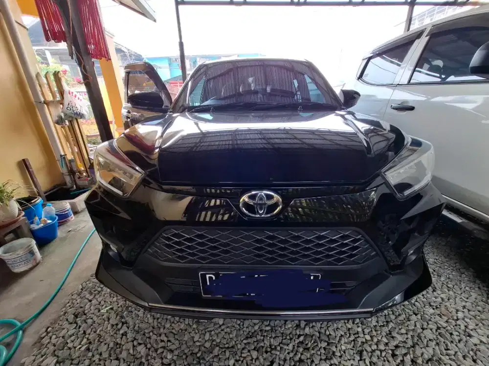 Mobil Toyota Raize 2021 Hitam