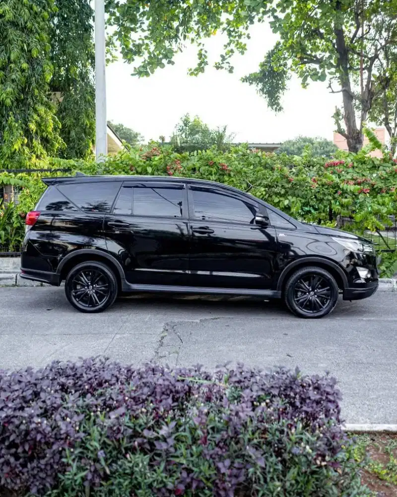 Innova Venturer 2.0 2017 AT Matic