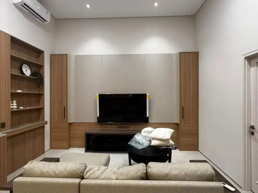 Dijual, Disewakan Rumah Full Furnish 3 Kamar Tidur, Kota Baru Parahyangan