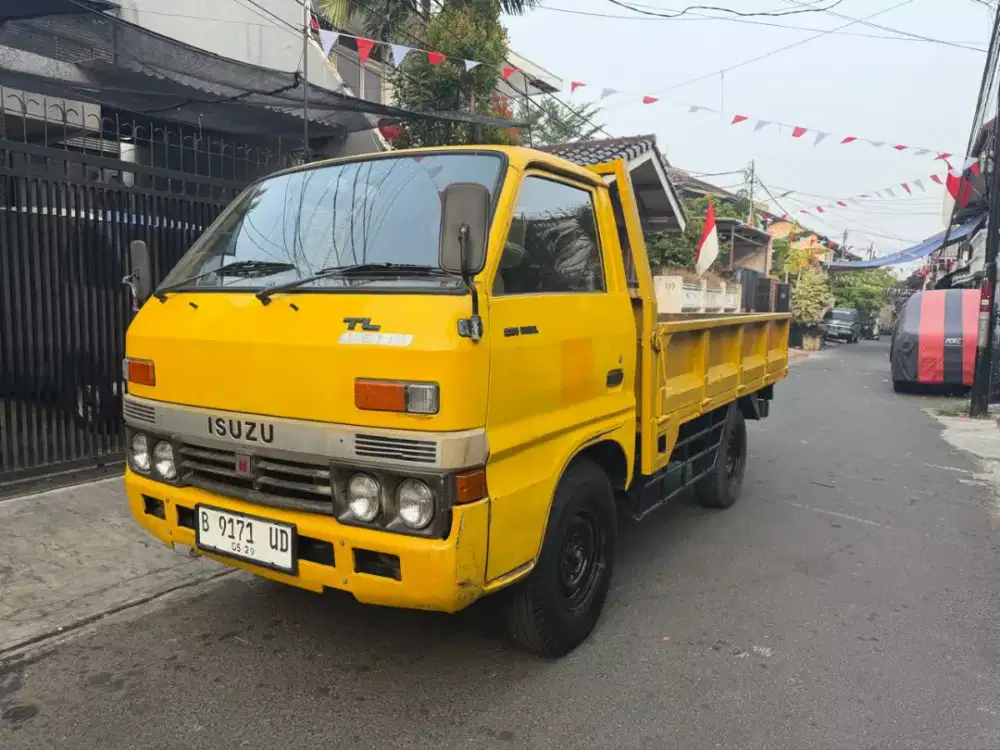 ISUZU TLD 24C tahun 1993