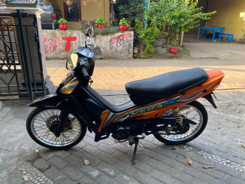 Yamaha Vega R THN 2005 plat AB Bantul