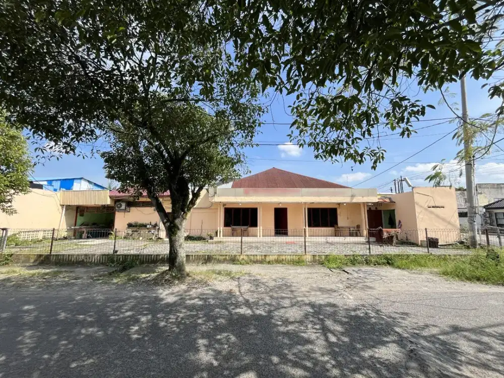 Villa Hook di Jalan Sei Beras Simpang Sei Denai ( Iskandar Muda )