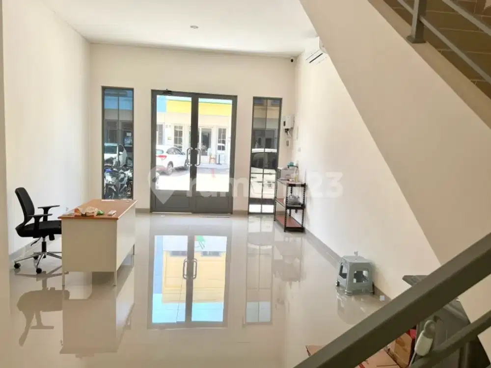 Ruko Strategis Di Pusat Kuliner Dan Bisnis Dekat The Springs, Gading Serpong