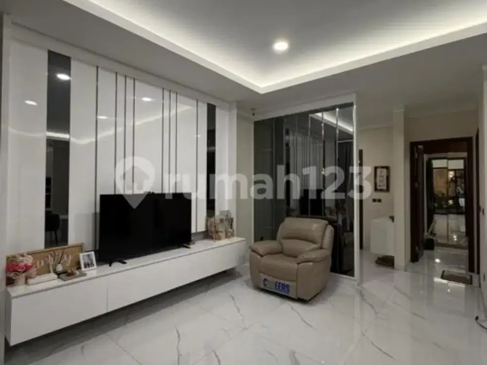 Dijual Rumah Full Furnished di Nykka Alam Sutera