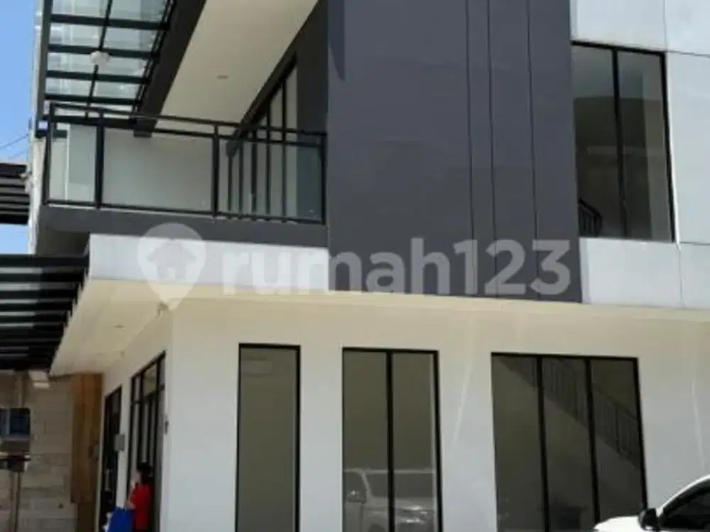 Dijual Cepat Ruko Hampton Siap Huni Posisi Hook