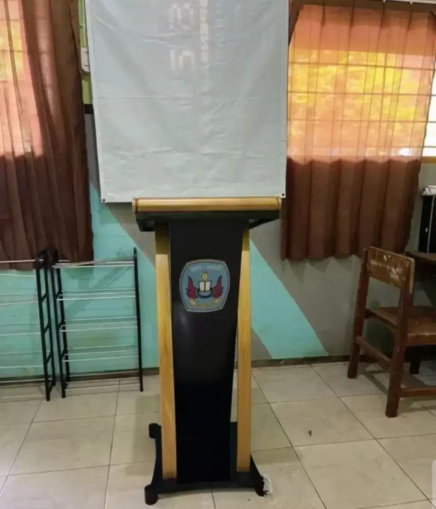 Meja Mimbar Podium, Mimbar Podium Kayu Minimalis, Podium Mimbar Pidato