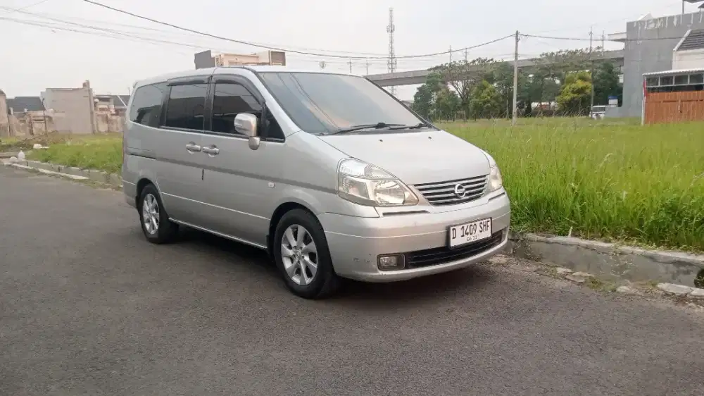 Nissan Serena hws 2011