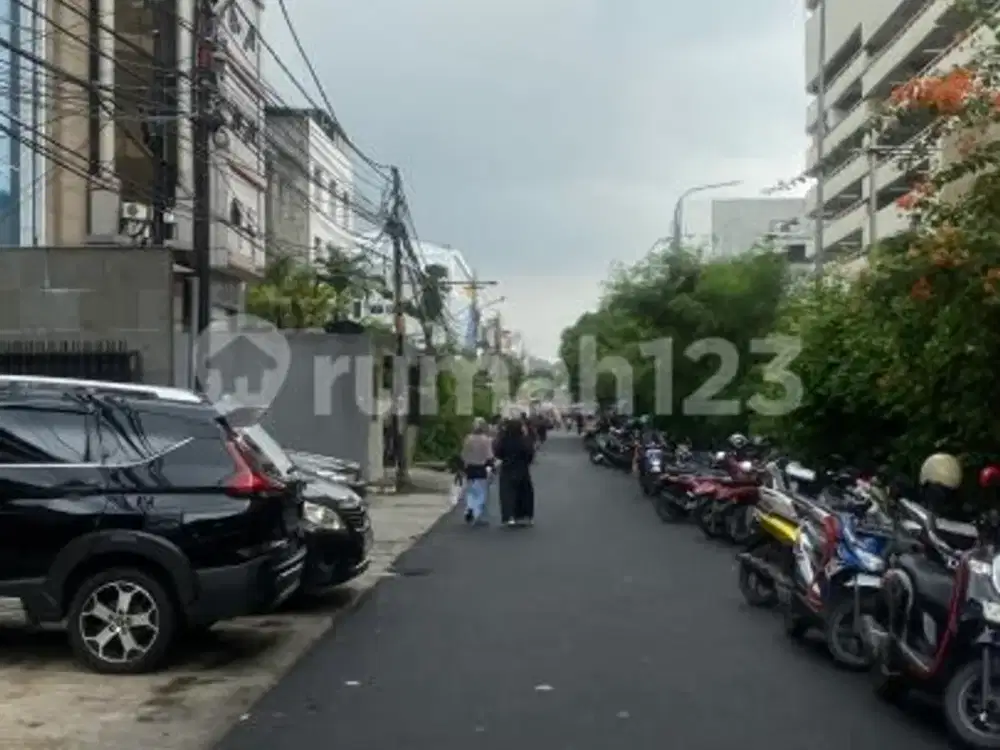 Gedung Kantor 4 Lantai Di Gajah Mada Cocok Buat Resto Or Kost