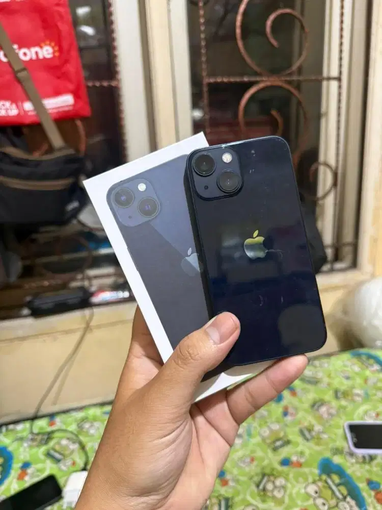 Iphone 13 mini 128 Hitam Minus tipis fullset