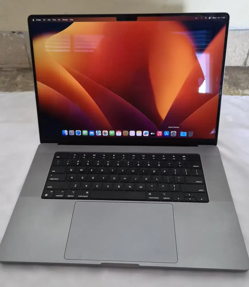 MacBook Pro 16 M1 Pro | 16GB/1TB | Resmi iBox | Fullset | mulus