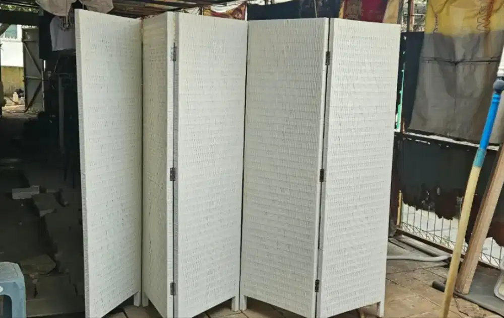 Pintu minimalis rotan keras halus