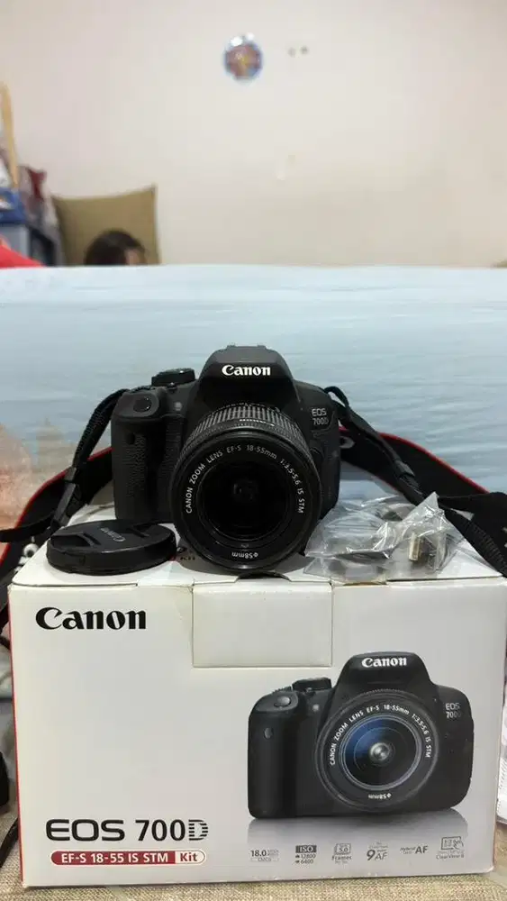 Kamera canon EOS 700D bekas
