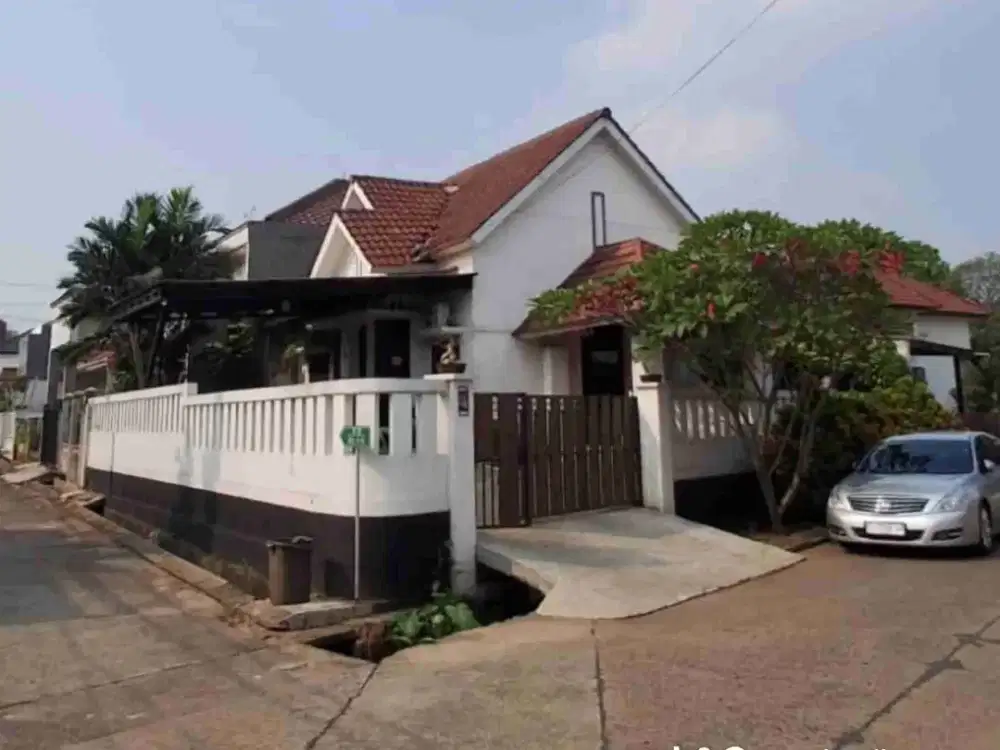 RUMAH 1 LANTAI SHM POSISI HOEK BUKIT GOLF RIVERSIDE CIBUBUR RAPI SIAP HUNI