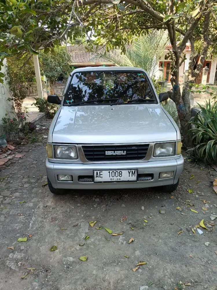 Isuzu panther new higride 2000