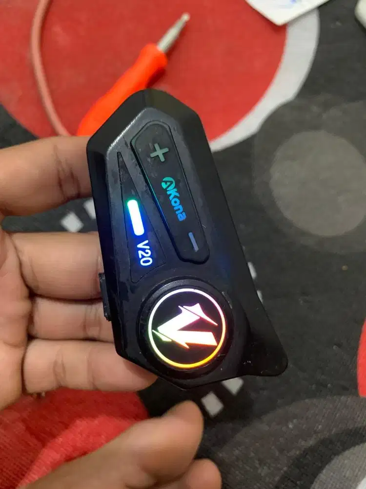 Intercom V20 dengan led variasinya