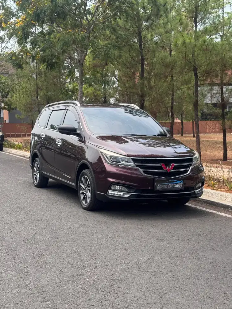 Wuling Cortez 1.8 Lux AMT 2018