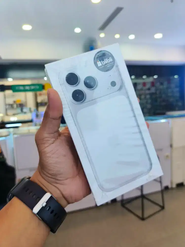 IPhone 17 Pro 512GB New Segel Garansi GDN Blibli 24 Bulan