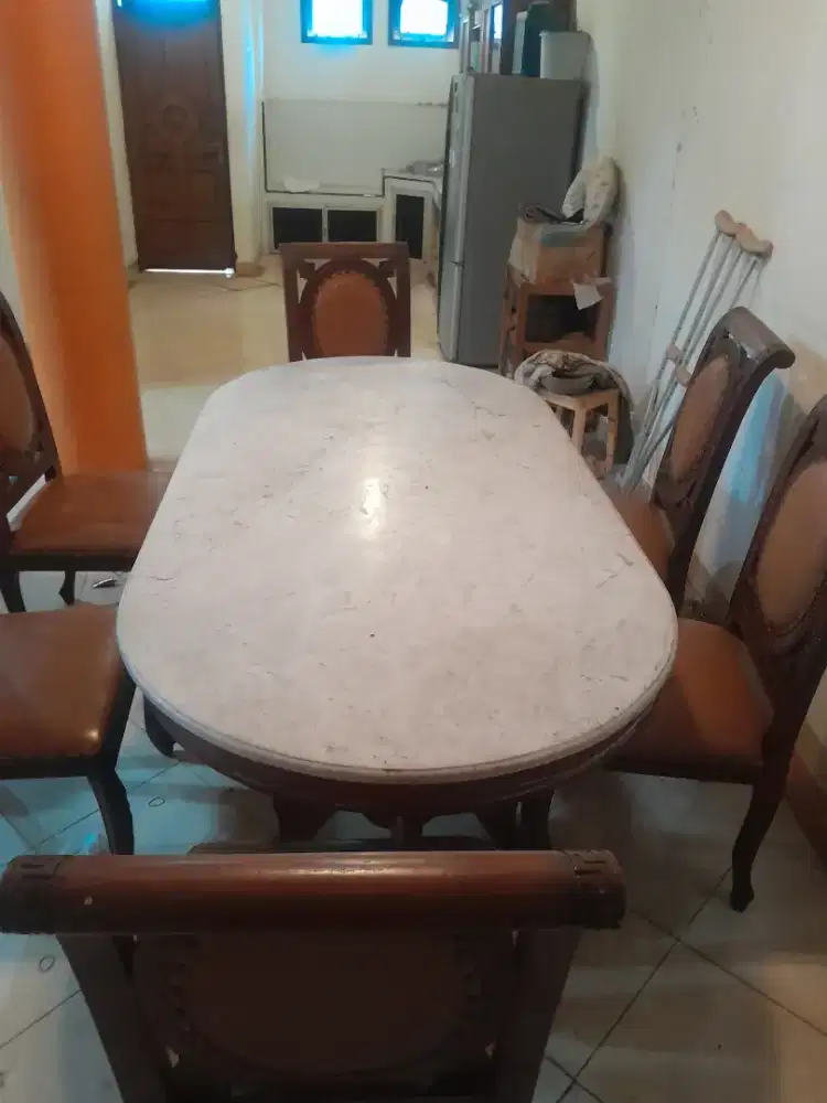Meja makan marmer mewah