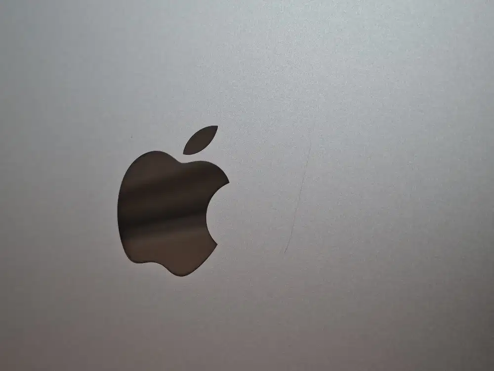 MacBook Pro 2019 Touchbar 16/512 4 thunderbolt
