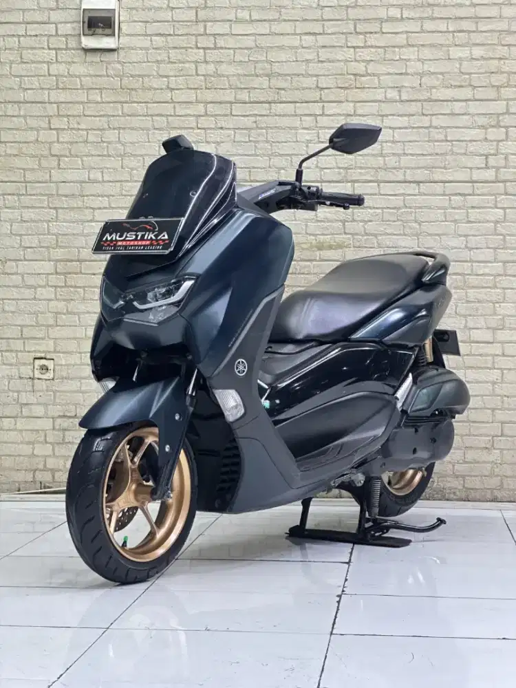 ODO 19RB‼️ Yamaha Nmax 155 Keyless 2023 Matte Green Favorit - Dava