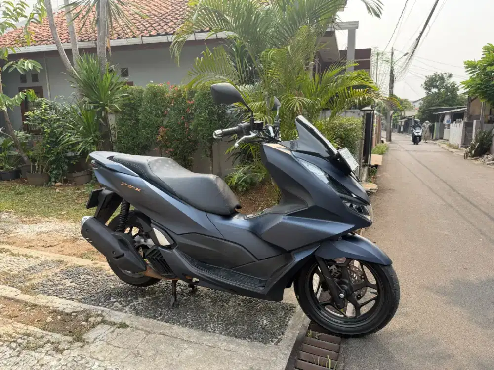 HONDA PCX 160 ABS TAHUN 2022 BAGUS MANTAP