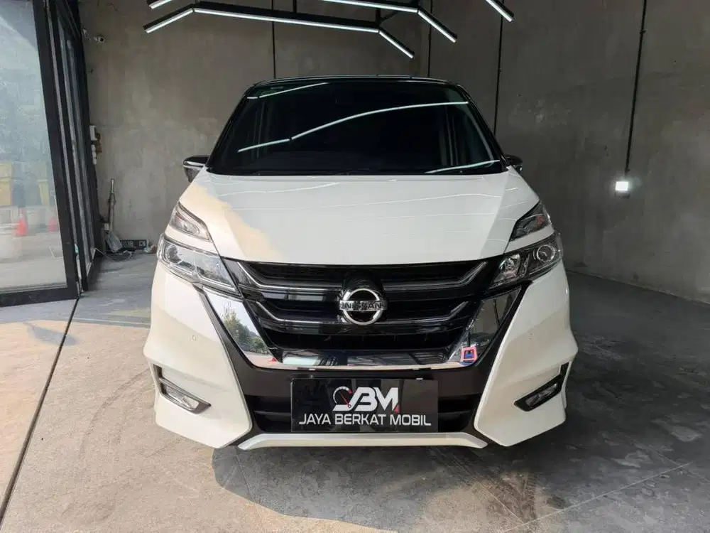 SERENA HIGHWAY STAR 2.0 AT 2019 ( ALPHARD, VELLFIRE, VOXY )