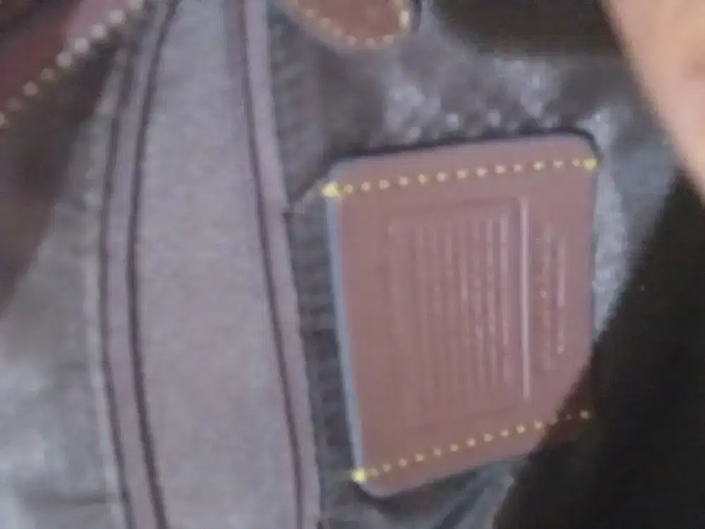 Dijual tas coklat merk coach