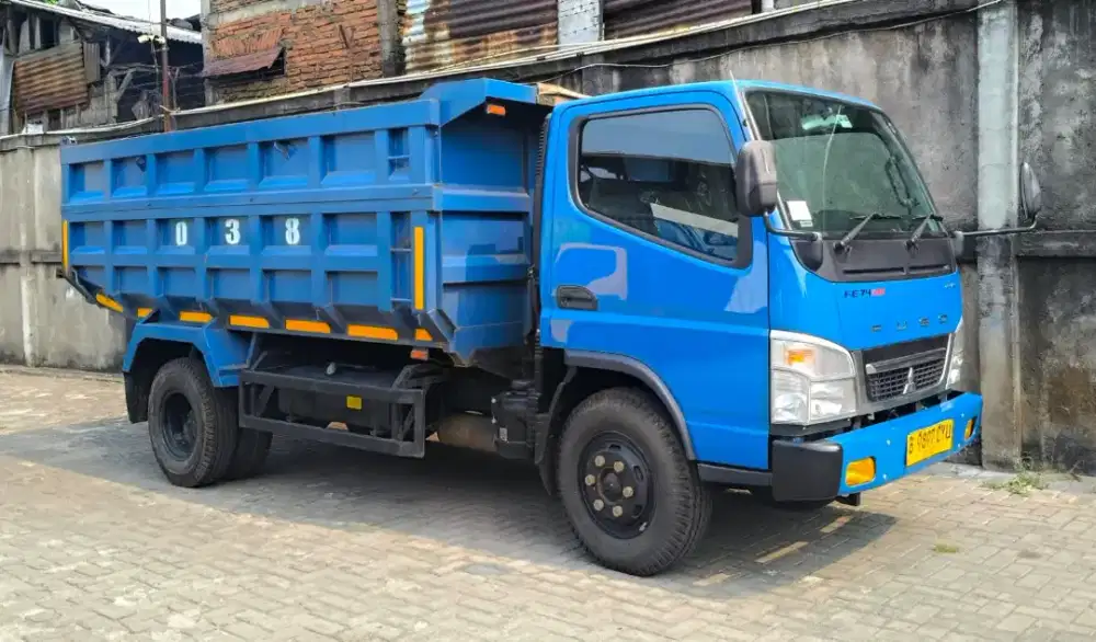 Km rendah Mitsubishi ColtDiesel FE74HD N dump truk 2025 canter truck
