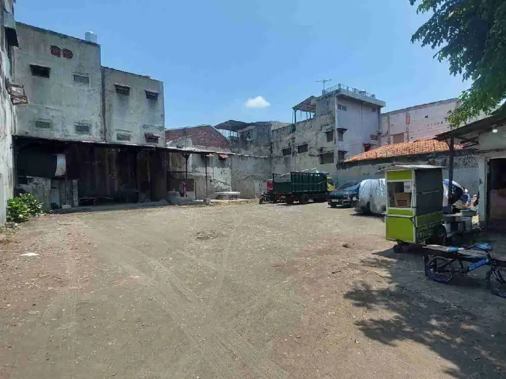Jual lahan parkir Truck di Sombo kertopaten sidodadi surabaya
