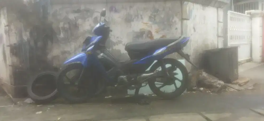 Honda Revo pajak of 9 BLN harga 4.5.00.000 nego