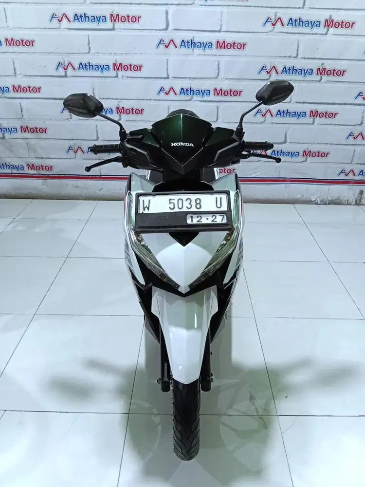 NEW VARIO 125 FI LED BAGUS MULUS